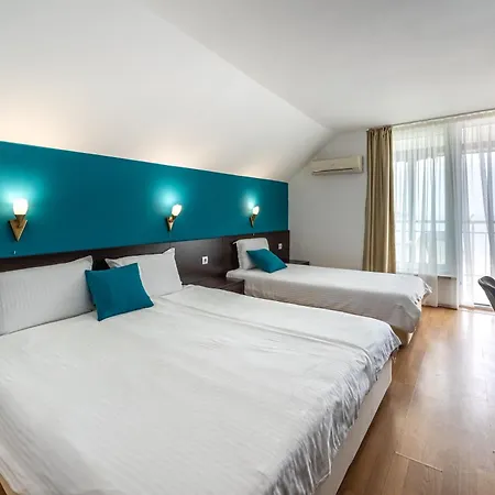 Hotel свети никола каваците - плаж и *